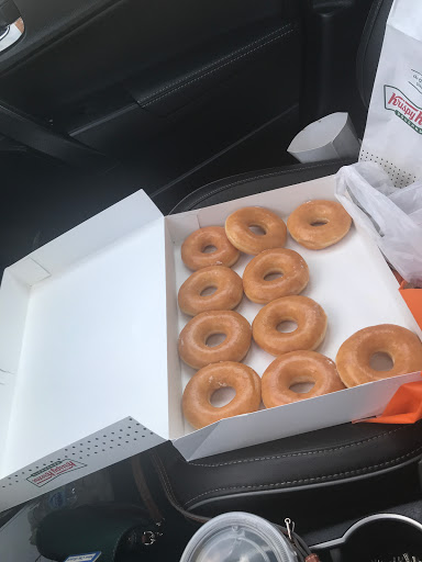 Donut Shop «Krispy Kreme», reviews and photos, 2401 Battleground Ave, Greensboro, NC 27408, USA