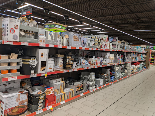 Shopping Mall «Mountain Green Shopping Center», reviews and photos, 357 S Mountain Ave, Upland, CA 91786, USA