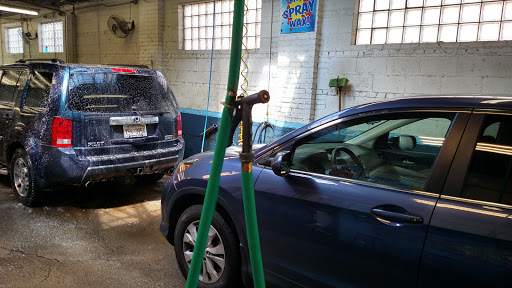 Car Wash «Forest Glen Hand Car Wash», reviews and photos, 5322 N Elston Ave, Chicago, IL 60630, USA