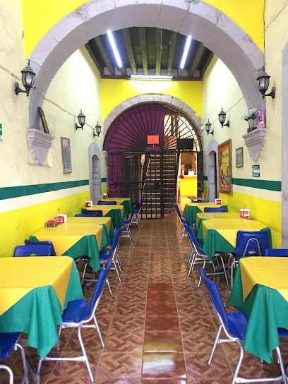 Cenaduría La Tapatía.
