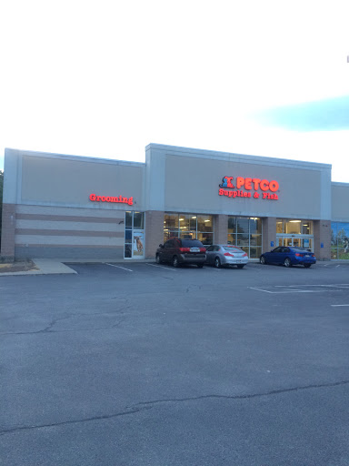 Pet Supply Store «Petco Animal Supplies», reviews and photos, 438 Southbridge St, Auburn, MA 01501, USA