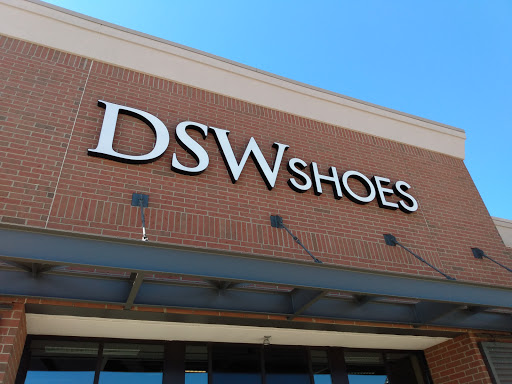 Shoe Store «DSW Designer Shoe Warehouse», reviews and photos, 4910 S Baldwin Rd, Lake Orion, MI 48359, USA