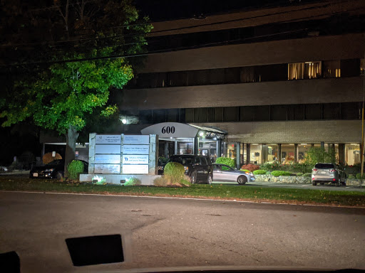 Shopping Mall «Stadium Plaza Shopping Center», reviews and photos, 10 Main St, Tewksbury, MA 01876, USA