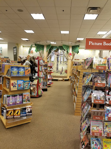 Book Store «Barnes & Noble», reviews and photos, 1758 S Val Vista Dr, Mesa, AZ 85204, USA