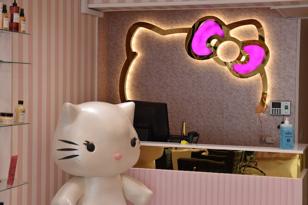 Hello Kitty Beauty Center