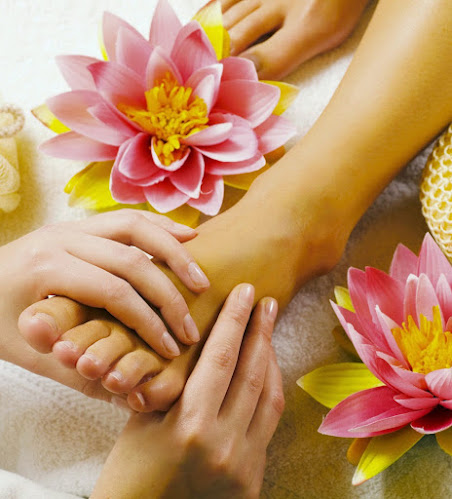 U Sabai Thai Massage - Massage therapist