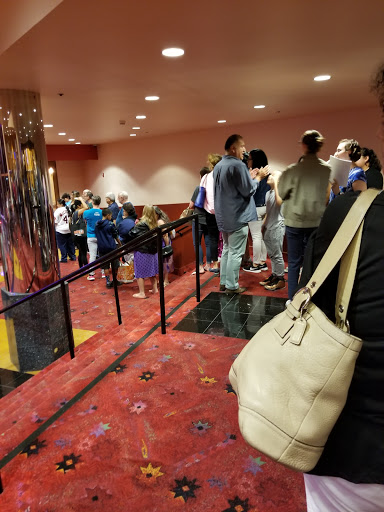 Movie Theater «Edwards Greenway Grand Palace 24 & RPX», reviews and photos, 3839 Weslayan St, Houston, TX 77027, USA