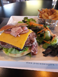 Hamburger du Restaurant LE CAFÉ DE RENNES - n°3