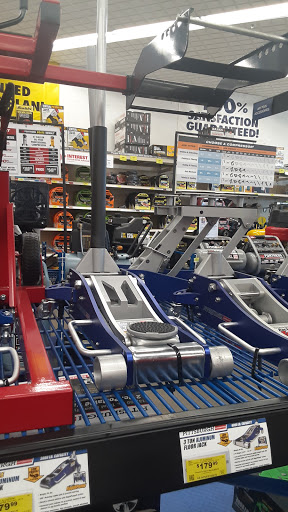 Hardware Store «Harbor Freight Tools», reviews and photos, 270 Peninsula Blvd, Hempstead, NY 11550, USA