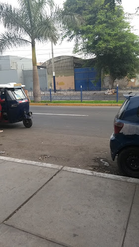 Av. Guardia Peruana 1023, Chorrillos 15056, Perú