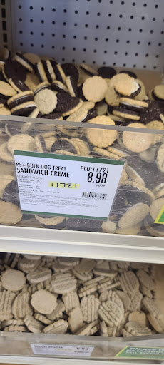 Pet Supply Store «Pet Supplies Plus», reviews and photos, 1816 S Stephenson Ave, Iron Mountain, MI 49801, USA