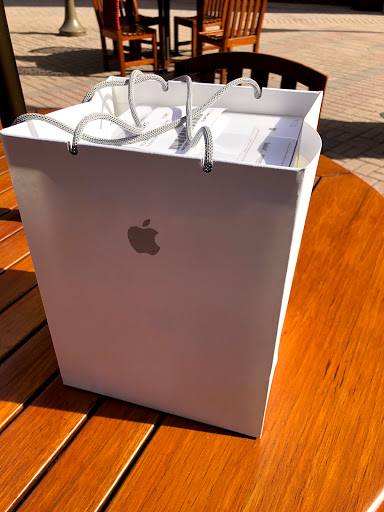 Computer Store «Apple Short Pump Town Center», reviews and photos, 11800 W Broad St, Henrico, VA 23233, USA