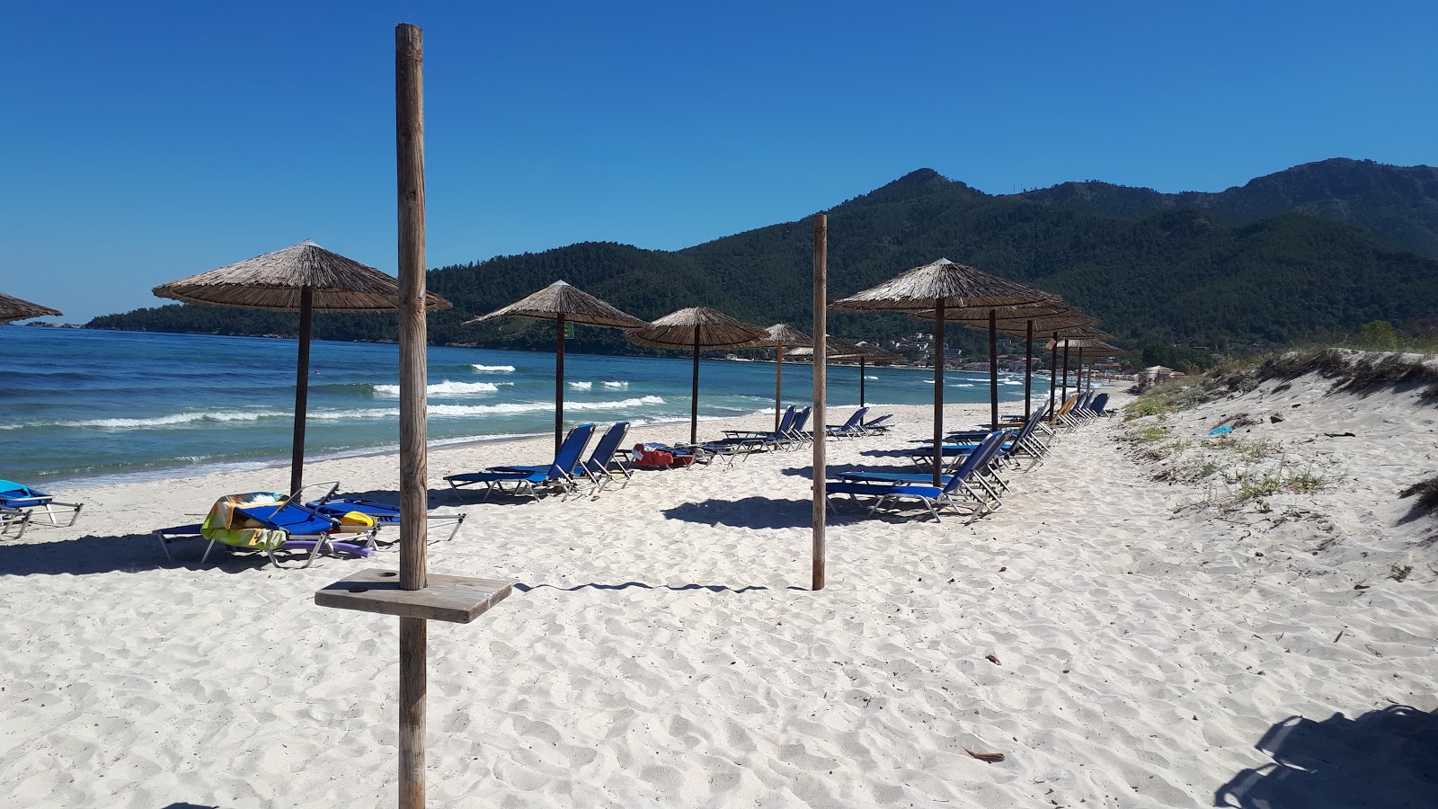 Foto de Golden beach - lugar popular entre los conocedores del relax