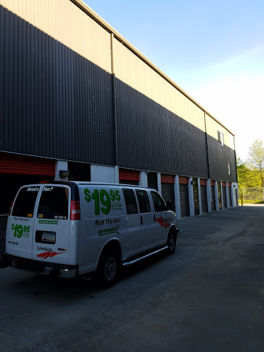 RV Storage Facility «U-Haul Moving & Storage at Clairmont Rd», reviews and photos, 2885 Clairmont Rd, Atlanta, GA 30329, USA