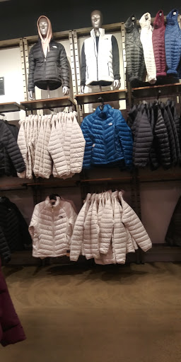 Clothing Store «The North Face Outlet», reviews and photos, 1201 Lighthouse Pl, Michigan City, IN 46360, USA