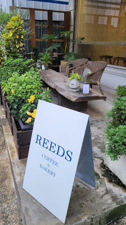 Reeds Coffee & Bakery