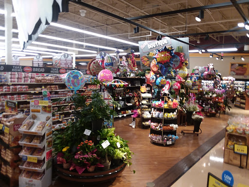 Supermarket «Food City», reviews and photos, 1317 Virginia Ave, Bristol, TN 37620, USA