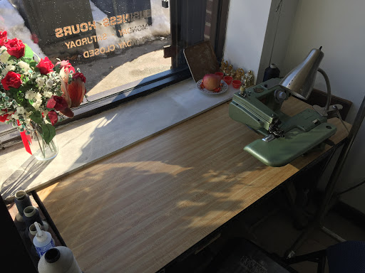 Dry Cleaner «Star Drycleaner & Laundromat», reviews and photos, 1439 Commonwealth Avenue # A, Brighton, MA 02135, USA