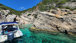Mala Pritiscina Beach'in fotoğrafı doğal alan içinde bulunmaktadır