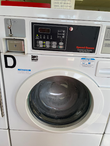 Laundromat «St. Clair COIN LAUNDRY», reviews and photos, 523 S 2nd St, St Clair, PA 17970, USA