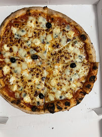 Plats et boissons du Pizzas à emporter Star Pizza à Alès - n°15