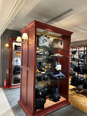 PORTER Marunouchi Store by null