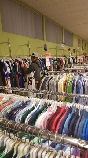 Thrift Store «Goodwill Store & Donation Center», reviews and photos
