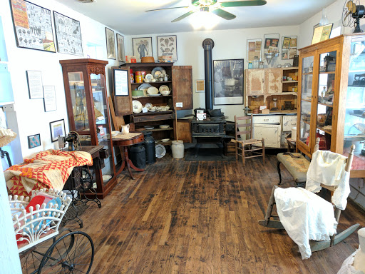 Museum «Hood County Museum», reviews and photos, 208 N Crockett St, Granbury, TX 76048, USA