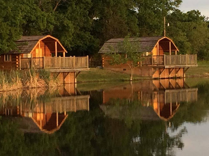 Discover the Best Log Cabins in the US: Unveiling Neversink River Resort and Dallas Northeast Campground