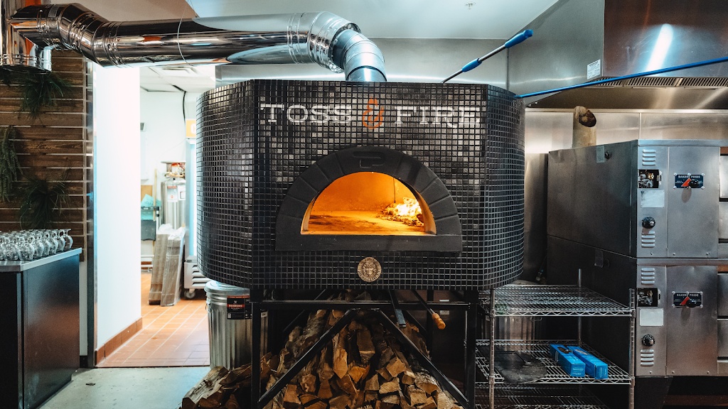 Toss & Fire Wood-Fired Pizza 13031