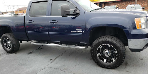 Chevrolet Dealer «Chandler Chevrolet», reviews and photos, 600 Clifty Dr, Madison, IN 47250, USA