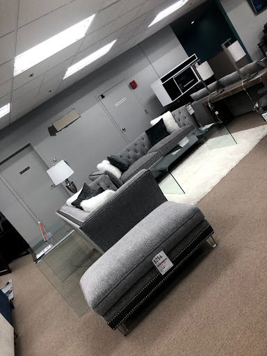 Home Goods Store «Discount Direct», reviews and photos, 375 Corporate Dr S, Tukwila, WA 98188, USA