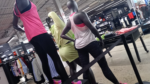 Clothing Store «Nike Factory Store», reviews and photos, 345 U.S. 1 Bypass #1, Kittery, ME 03904, USA