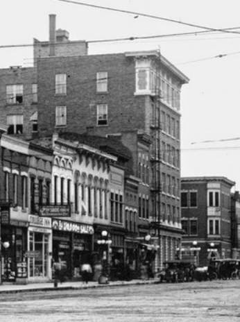 Jeweler «Hands Jewelers», reviews and photos, 109 E Washington St, Iowa City, IA 52240, USA