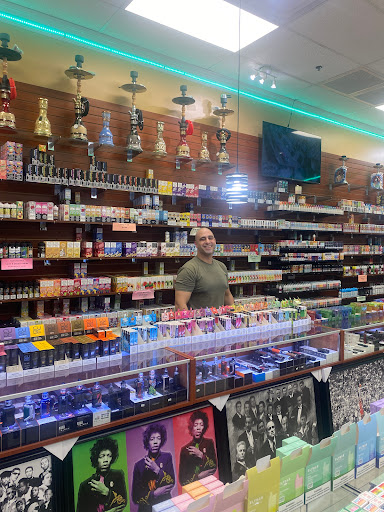 Vaporizer Store «V. World (Vape Shop, Vape, Vapor, Electronic Cigarette and E. Juice)», reviews and photos, 10030 W McDowell Rd #150, Avondale, AZ 85392, USA