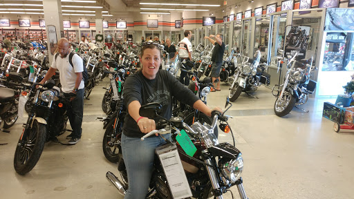 Harley-Davidson Dealer «Petersons Harley-Davidson South», reviews and photos