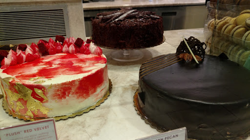 Dessert Shop «Sucré», reviews and photos, 3025 Magazine St, New Orleans, LA 70115, USA