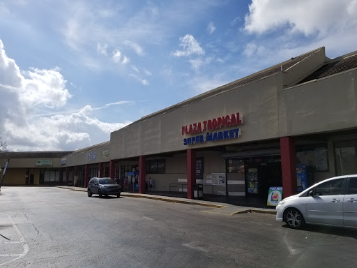 Plaza Tropical Supermarket, 665 W Lancaster Rd, Orlando, FL 32809, USA, 