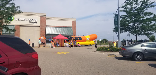 Grocery Store «Hy-Vee», reviews and photos, 9409 Zane Ave N, Brooklyn Park, MN 55443, USA