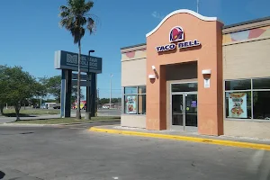 Taco Bell image