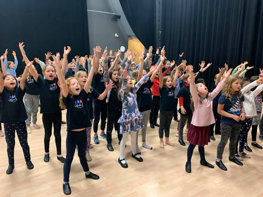 Lights Up Musical Theatre Schools - North Vancouver