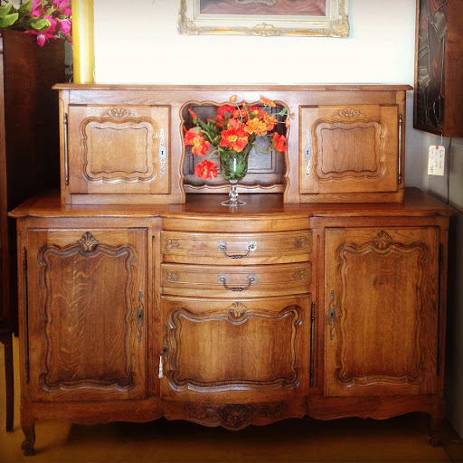 Furniture Store «San Antonio Furniture Finders», reviews and photos, 617 Fredericksburg Rd, San Antonio, TX 78201, USA