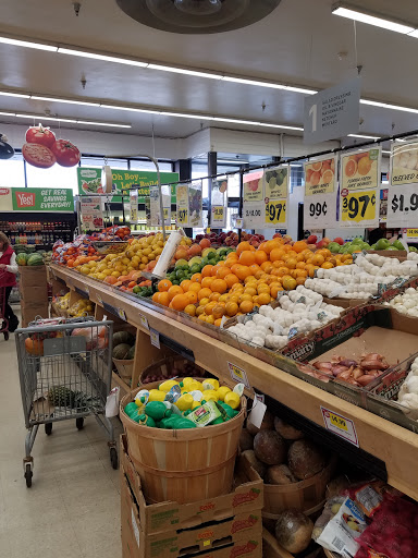 Supermarket «Best Market Franklin Square», reviews and photos, 696 Dogwood Ave, Franklin Square, NY 11010, USA