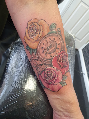 Reviews of Forever & Ever in Bournemouth - Tatoo shop