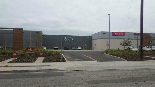 Department Store «Nordstrom Rack Lakewood Center», reviews and photos, 4651 Silva St, Lakewood, CA 90712, USA