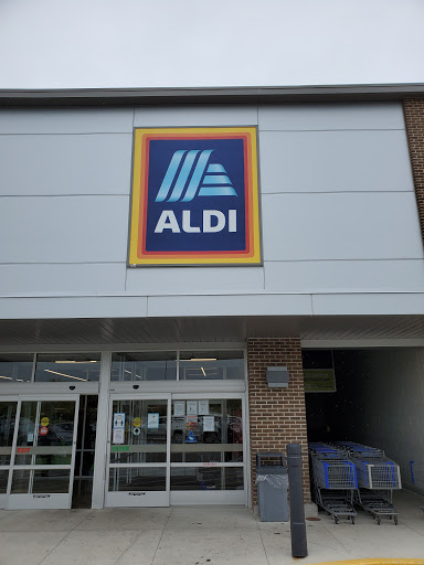 Supermarket «ALDI», reviews and photos, 30 Manchester Rd, Derry, NH 03038, USA