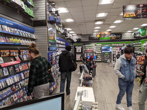 Video Game Store «GameStop», reviews and photos, 3158 Steinway St, Astoria, NY 11103, USA