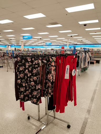 Clothing Store «Ross Dress for Less», reviews and photos, 118 Pavilion Pkwy, Fayetteville, GA 30214, USA