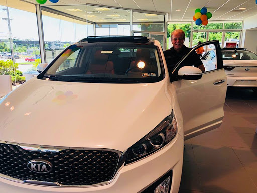 Kia Dealer «Monroeville Kia», reviews and photos, 3721 William Penn Hwy, Monroeville, PA 15146, USA
