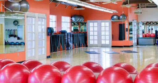 Gym «California Family Fitness», reviews and photos, 8680 Greenback Ln #110, Orangevale, CA 95662, USA